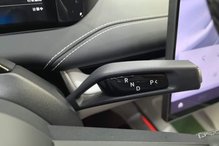 Used Xiaomi Auto SU7 2024 Rear-Drive Long-Range Intelligent Driving Version Gear Lever