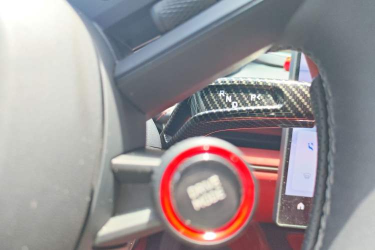 Used Xiaomi Auto SU7 2024 Rear-Drive Ultra-Long Range Advanced Pro-Level Intelligent Driving Version Gear Lever