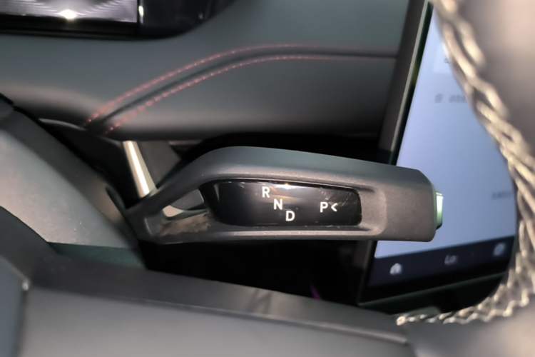 Used Xiaomi Auto SU7 2024 Rear-Drive Long-Range Intelligent Driving Version Gear Lever
