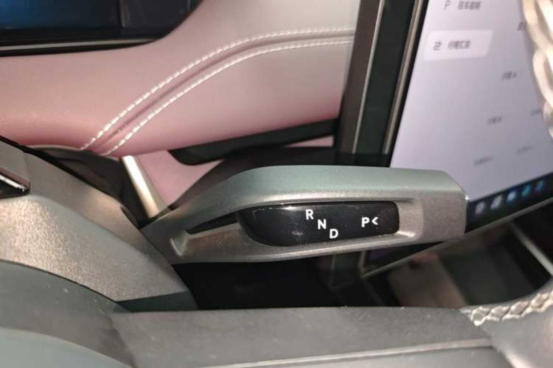 Used Xiaomi Auto SU7 2024 Four-Wheel Drive Ultra-Long Range Advanced Intelligent Driving Max Edition Gear Lever