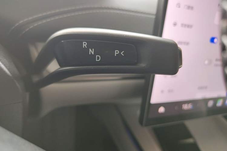 Used Xiaomi Auto SU7 2024 Four-Wheel Drive Ultra-Long Range Advanced Intelligent Driving Max Edition Gear Lever