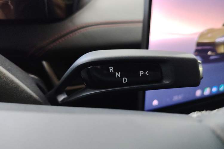 Used Xiaomi Auto SU7 2024 Rear-Drive Long-Range Intelligent Driving Version Gear Lever