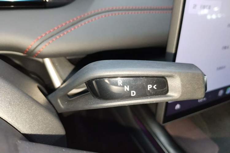 Used Xiaomi Auto SU7 2024 Rear-Drive Ultra-Long Range Advanced Pro-Level Intelligent Driving Version Gear Lever