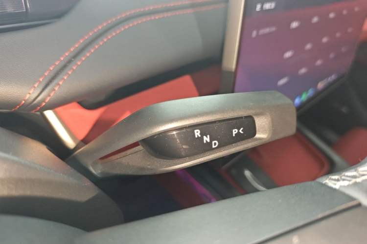 Used Xiaomi Auto SU7 2024 Rear-Drive Long-Range Intelligent Driving Version Gear Lever