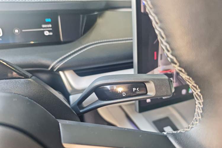 Used Xiaomi Auto SU7 2024 Rear-Drive Long-Range Intelligent Driving Version Gear Lever