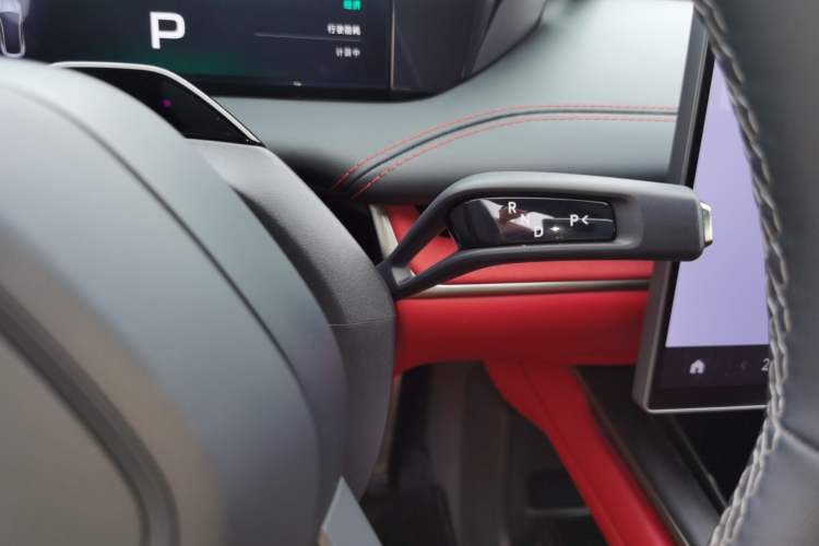 Used Xiaomi Auto SU7 2024 Four-Wheel Drive Ultra-Long Range Advanced Intelligent Driving Max Edition Gear Lever