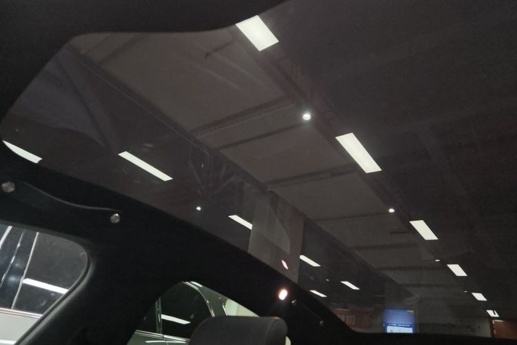 Used Xiaomi Auto SU7 2024 Four-Wheel Drive Ultra-Long Range Advanced Intelligent Driving Max Edition Headliner