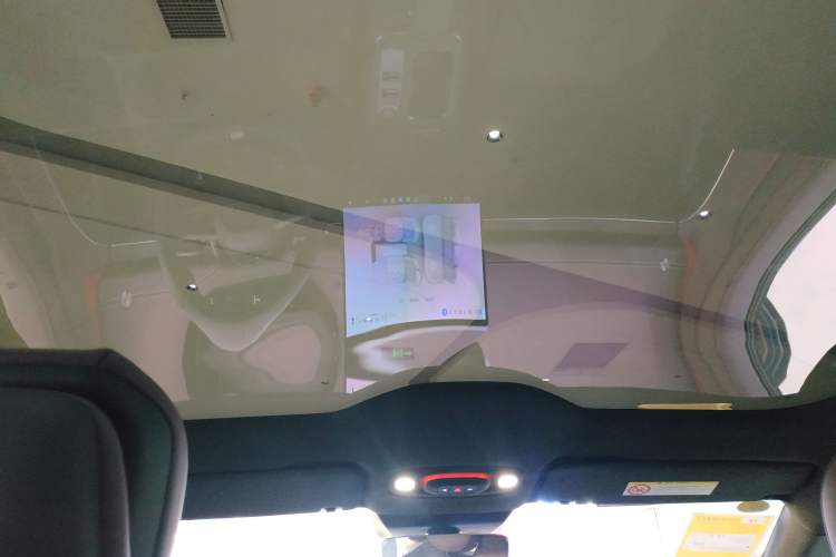 Used Xiaomi Auto SU7 2024 Rear-Drive Long-Range Intelligent Driving Version Headliner