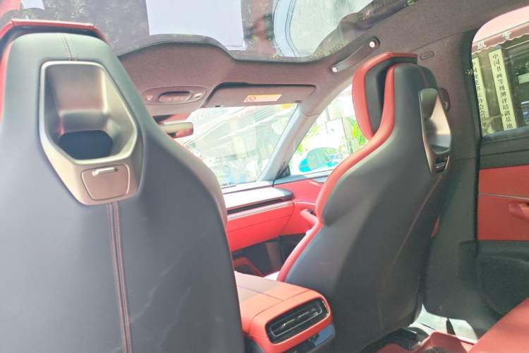 Used Xiaomi Auto SU7 2024 Rear-Drive Ultra-Long Range Advanced Pro-Level Intelligent Driving Version Headliner