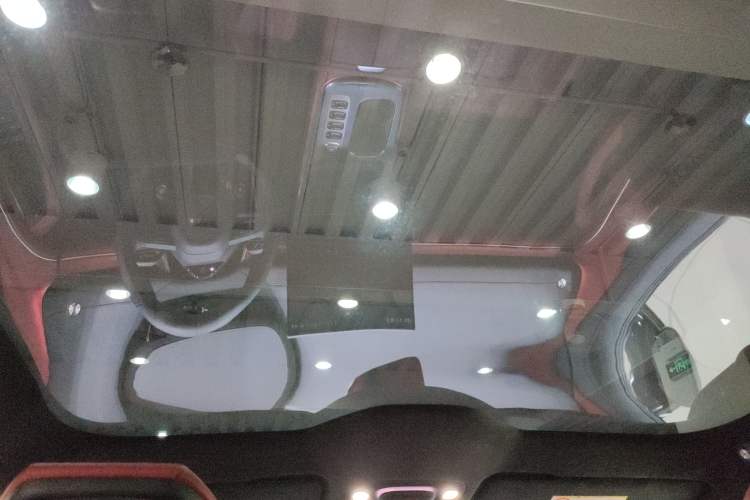 Used Xiaomi Auto SU7 2024 Four-Wheel Drive Ultra-Long Range Advanced Intelligent Driving Max Edition Headliner