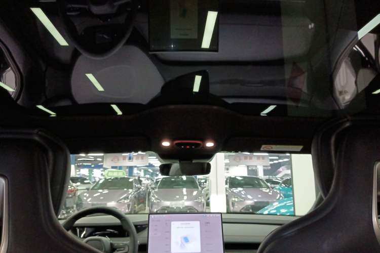 Used Xiaomi Auto SU7 2024 Rear-Drive Long-Range Intelligent Driving Version Headliner