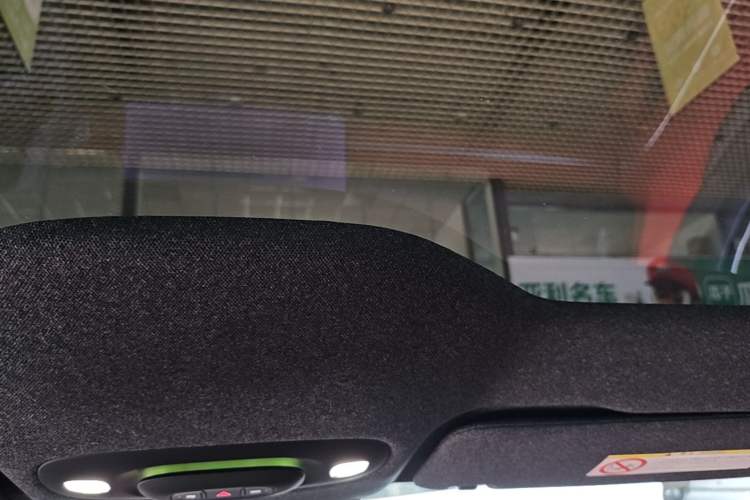 Used Xiaomi Auto SU7 2024 Rear-Drive Long-Range Intelligent Driving Version Headliner