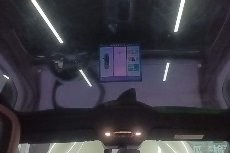 Used Xiaomi Auto SU7 2024 Rear-Drive Long-Range Intelligent Driving Version Headliner