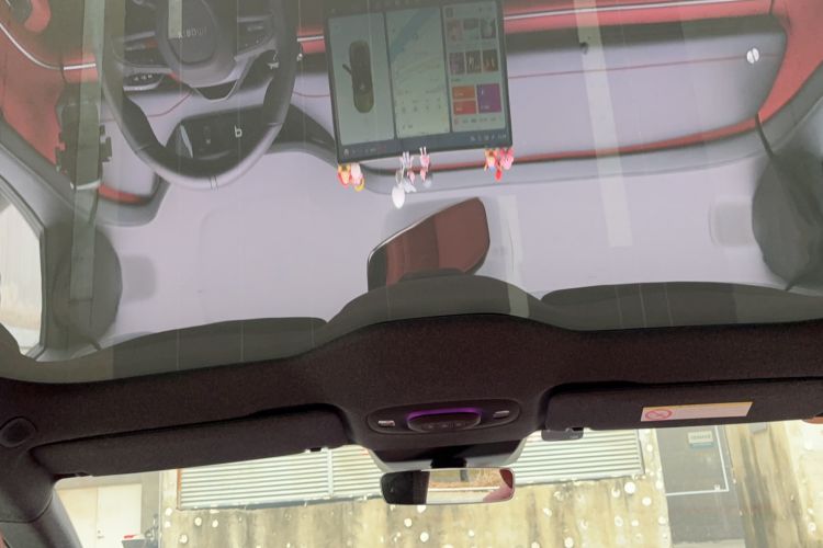 Used Xiaomi Auto SU7 2024 Rear-Drive Ultra-Long Range Advanced Pro-Level Intelligent Driving Version Headliner