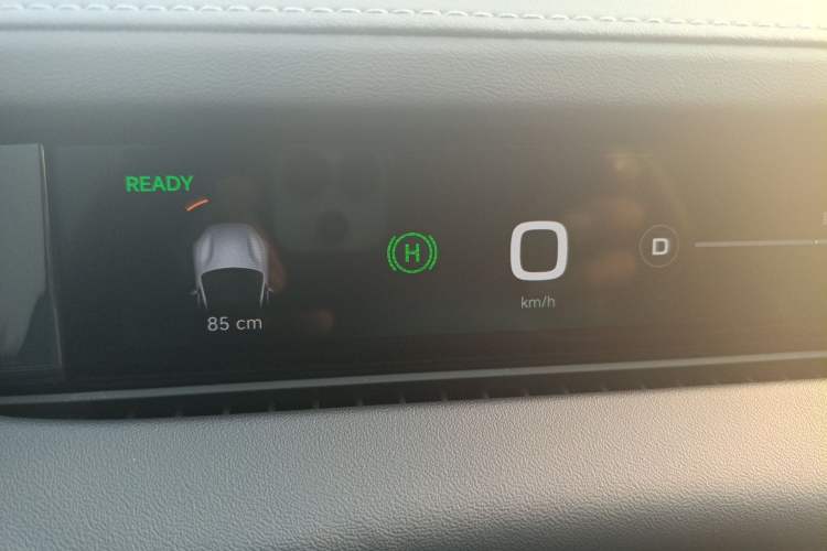 Used Xiaomi Auto SU7 2024 Four-Wheel Drive Ultra-Long Range Advanced Intelligent Driving Max Edition Instrument Cluster