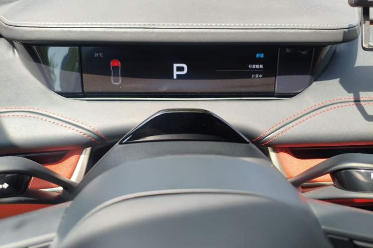 Used Xiaomi Auto SU7 2024 Four-Wheel Drive Ultra-Long Range Advanced Intelligent Driving Max Edition Instrument Cluster