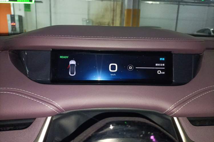 Used Xiaomi Auto SU7 2024 Rear-Drive Ultra-Long Range Advanced Pro-Level Intelligent Driving Version Instrument Cluster