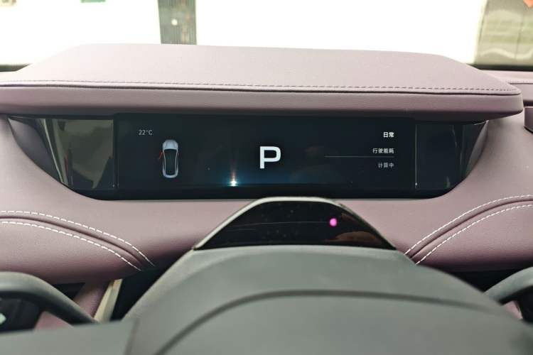 Used Xiaomi Auto SU7 2024 Four-Wheel Drive Ultra-Long Range Advanced Intelligent Driving Max Edition Instrument Cluster