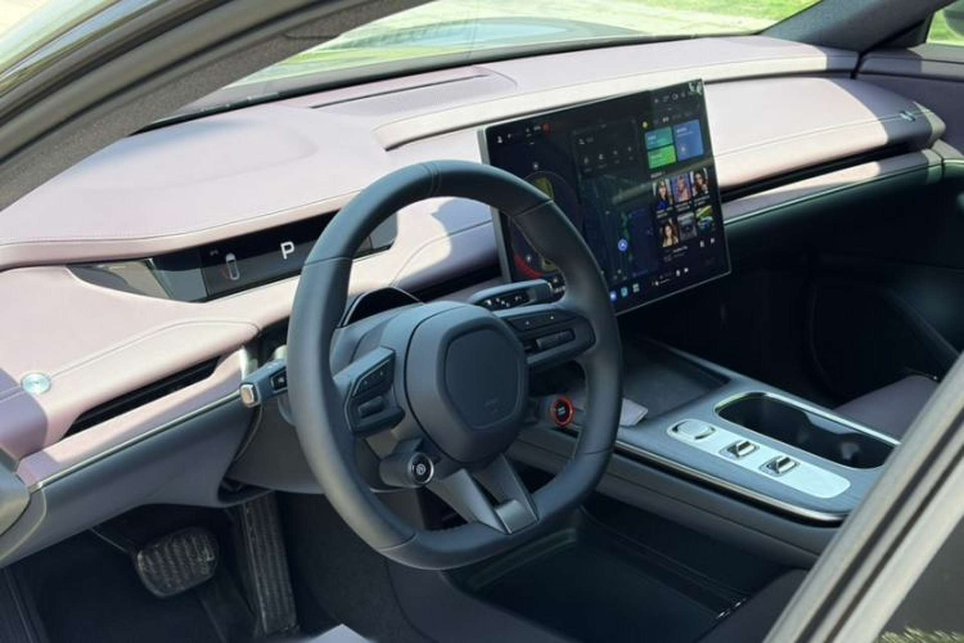 Used Xiaomi Auto SU7 2024 Rear-Drive Standard Founder Edition Interior 1
