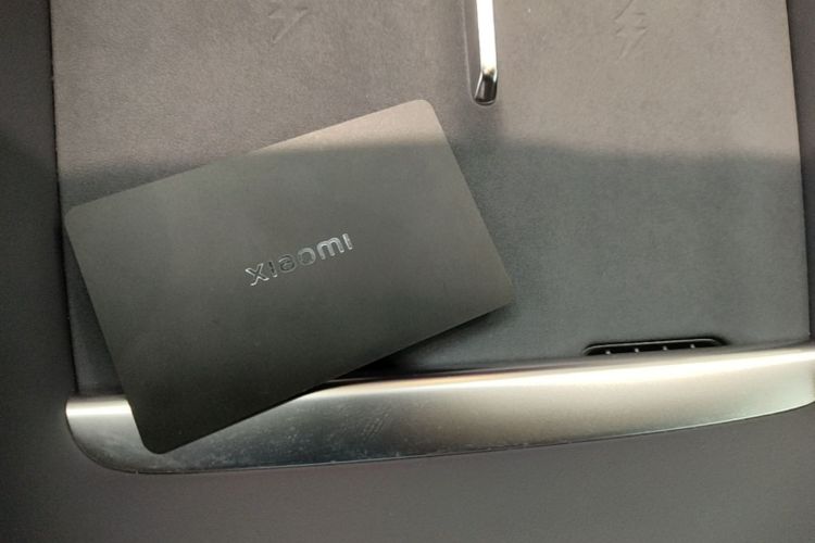 Used Xiaomi Auto SU7 2024 Rear-Drive Long-Range Intelligent Driving Version Interior 1