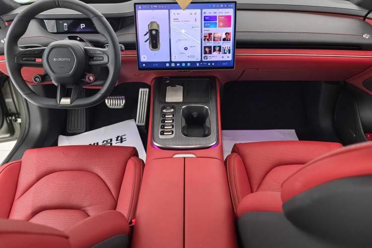 Used Xiaomi Auto SU7 2024 Four-Wheel Drive Ultra-Long Range Advanced Intelligent Driving Max Edition Interior 2