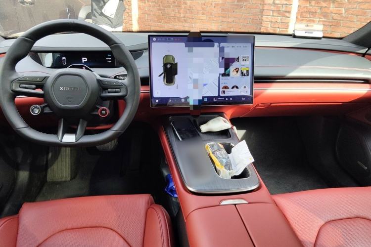 Used Xiaomi Auto SU7 2024 Rear-Drive Ultra-Long Range Advanced Pro-Level Intelligent Driving Version Interior 2