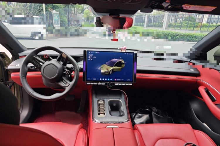 Used Xiaomi Auto SU7 2024 Rear-Drive Ultra-Long Range Advanced Pro-Level Intelligent Driving Version Interior 2