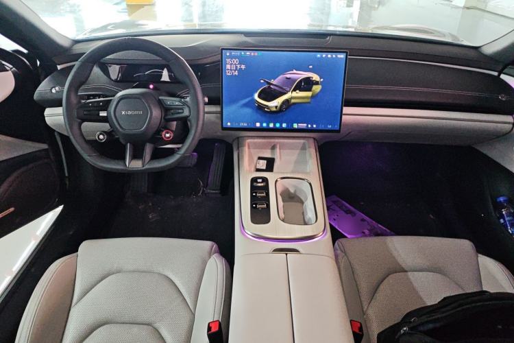 Used Xiaomi Auto SU7 2024 Rear-Drive Ultra-Long Range Advanced Pro-Level Intelligent Driving Version Interior 2