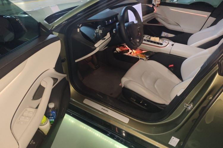 Used Xiaomi Auto SU7 2024 Rear-Drive Ultra-Long Range Advanced Pro-Level Intelligent Driving Version Interior 3
