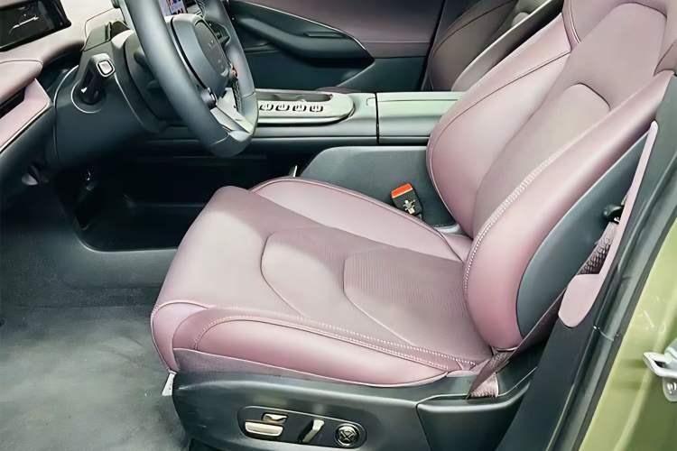 Used Xiaomi Auto SU7 2024 Four-Wheel Drive Ultra-Long Range Advanced Intelligent Driving Max Edition Interior 3