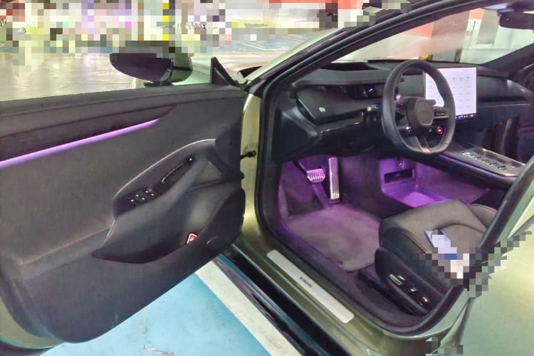 Used Xiaomi Auto SU7 2024 Four-Wheel Drive Ultra-Long Range Advanced Intelligent Driving Max Edition Interior 3
