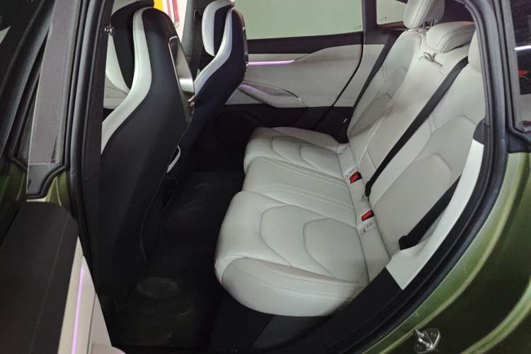 Used Xiaomi Auto SU7 2024 Rear-Drive Ultra-Long Range Advanced Pro-Level Intelligent Driving Version Interior 4