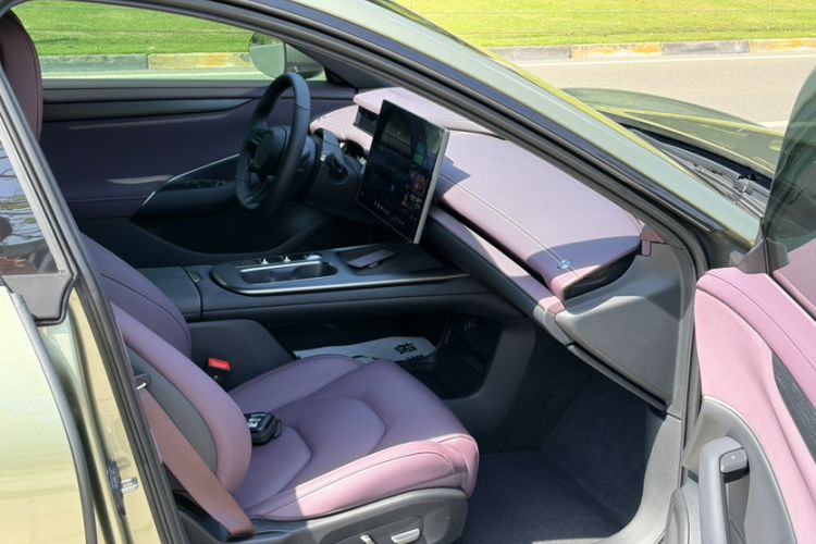 Used Xiaomi Auto SU7 2024 Rear-Drive Standard Founder Edition Interior 9