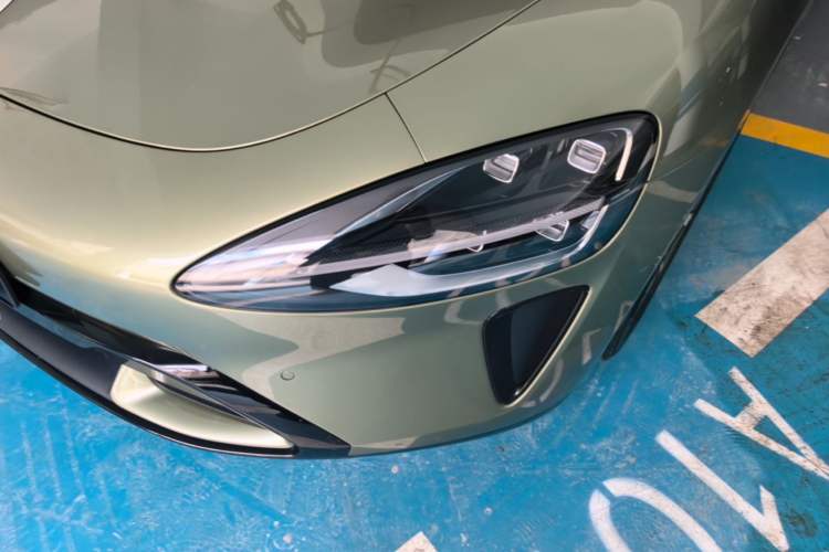 Used Xiaomi Auto SU7 2024 Rear-Drive Standard Founder Edition Left Front Headlight