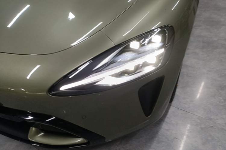 Used Xiaomi Auto SU7 2024 Rear-Drive Long-Range Intelligent Driving Version Left Front Headlight
