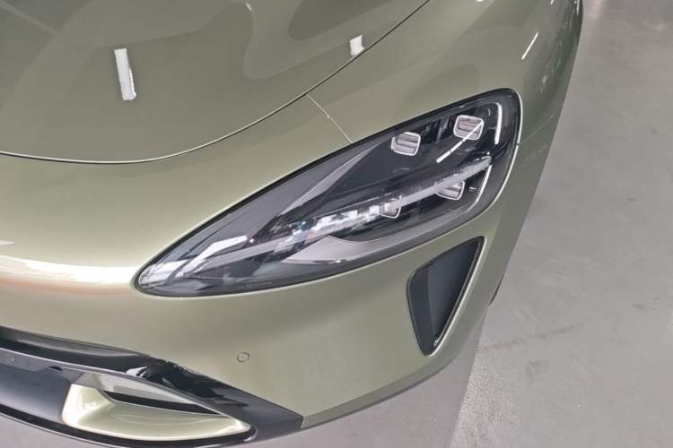 Used Xiaomi Auto SU7 2024 Rear-Drive Long-Range Intelligent Driving Version Left Front Headlight
