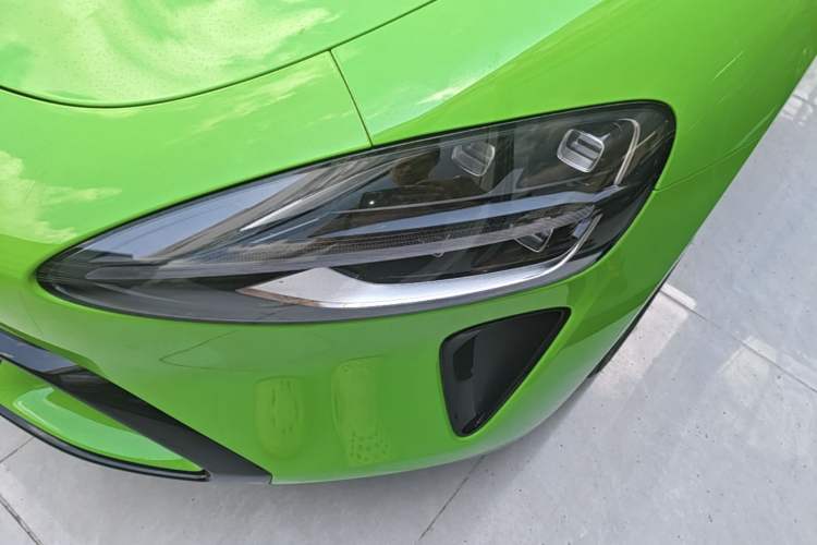 Used Xiaomi Auto SU7 2024 Rear-Drive Long-Range Intelligent Driving Version Left Front Headlight