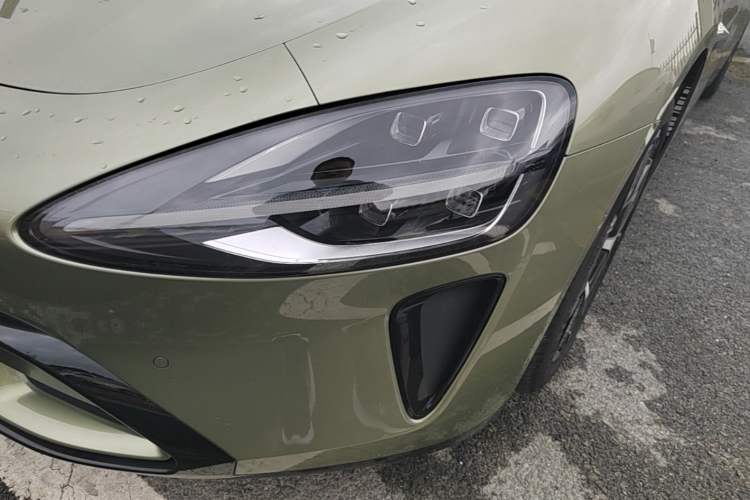 Used Xiaomi Auto SU7 2024 Rear-Drive Long-Range Intelligent Driving Version Left Front Headlight