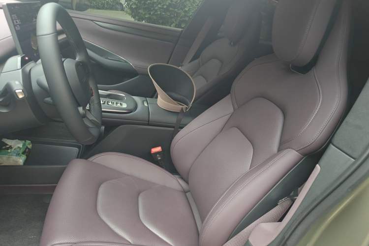 Used Xiaomi Auto SU7 2024 Four-Wheel Drive Ultra-Long Range Advanced Intelligent Driving Max Edition Left Front Seat