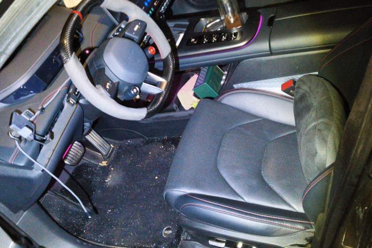 Used Xiaomi Auto SU7 2024 Four-Wheel Drive Ultra-Long Range Advanced Intelligent Driving Max Edition Left Front Seat
