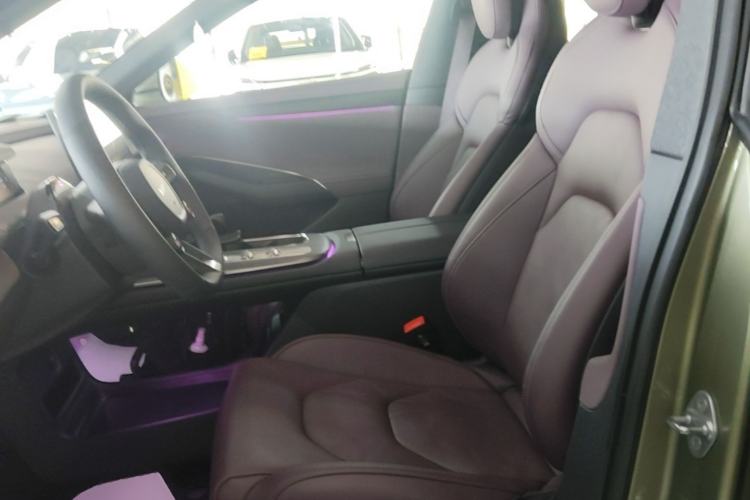 Used Xiaomi Auto SU7 2024 Rear-Drive Long-Range Intelligent Driving Version Left Front Seat