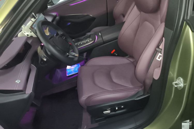 Used Xiaomi Auto SU7 2024 Four-Wheel Drive Ultra-Long Range Advanced Intelligent Driving Max Edition Left Front Seat
