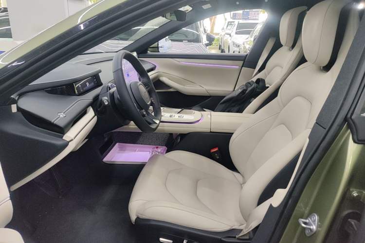 Used Xiaomi Auto SU7 2024 Rear-Drive Ultra-Long Range Advanced Pro-Level Intelligent Driving Version Left Front Seat