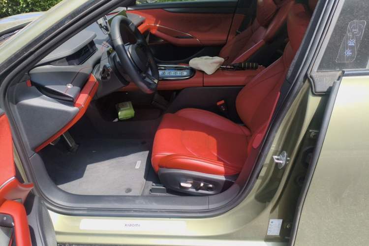 Used Xiaomi Auto SU7 2024 Four-Wheel Drive Ultra-Long Range Advanced Intelligent Driving Max Edition Left Front Seat