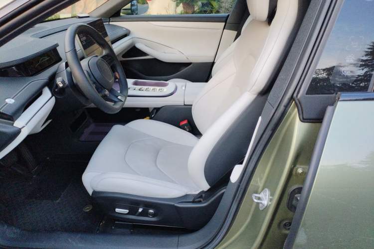 Used Xiaomi Auto SU7 2024 Rear-Drive Ultra-Long Range Advanced Pro-Level Intelligent Driving Version Left Front Seat
