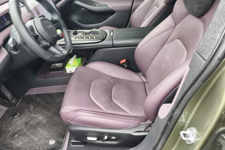 Used Xiaomi Auto SU7 2024 Rear-Drive Ultra-Long Range Advanced Pro-Level Intelligent Driving Version Left Front Seat