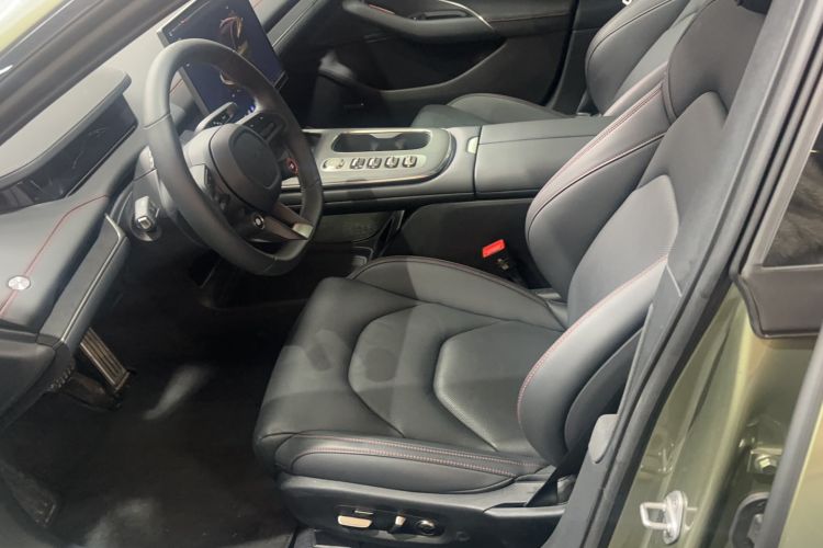 Used Xiaomi Auto SU7 2024 Four-Wheel Drive Ultra-Long Range Advanced Intelligent Driving Max Edition Left Front Seat