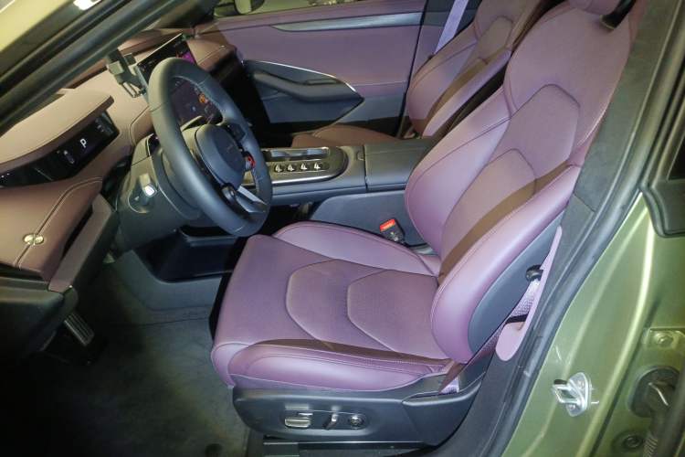 Used Xiaomi Auto SU7 2024 Four-Wheel Drive Ultra-Long Range Advanced Intelligent Driving Max Edition Left Front Seat