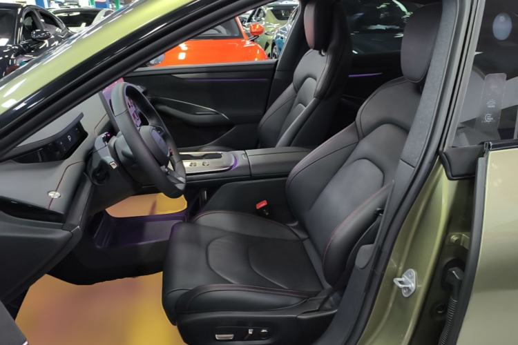 Used Xiaomi Auto SU7 2024 Rear-Drive Long-Range Intelligent Driving Version Left Front Seat