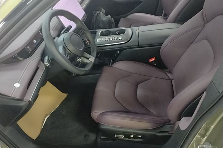 Used Xiaomi Auto SU7 2024 Rear-Drive Ultra-Long Range Advanced Pro-Level Intelligent Driving Version Left Front Seat